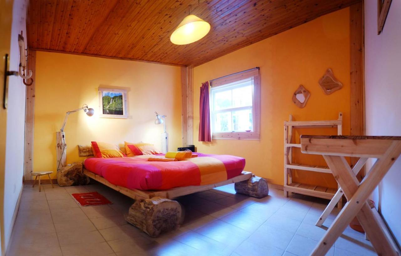 A Barraka: Rent Your Room In Flores! Lajes das Flores Экстерьер фото